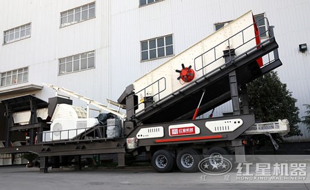 車載流動(dòng)錘式破碎機(jī)多少錢？產(chǎn)量多高？